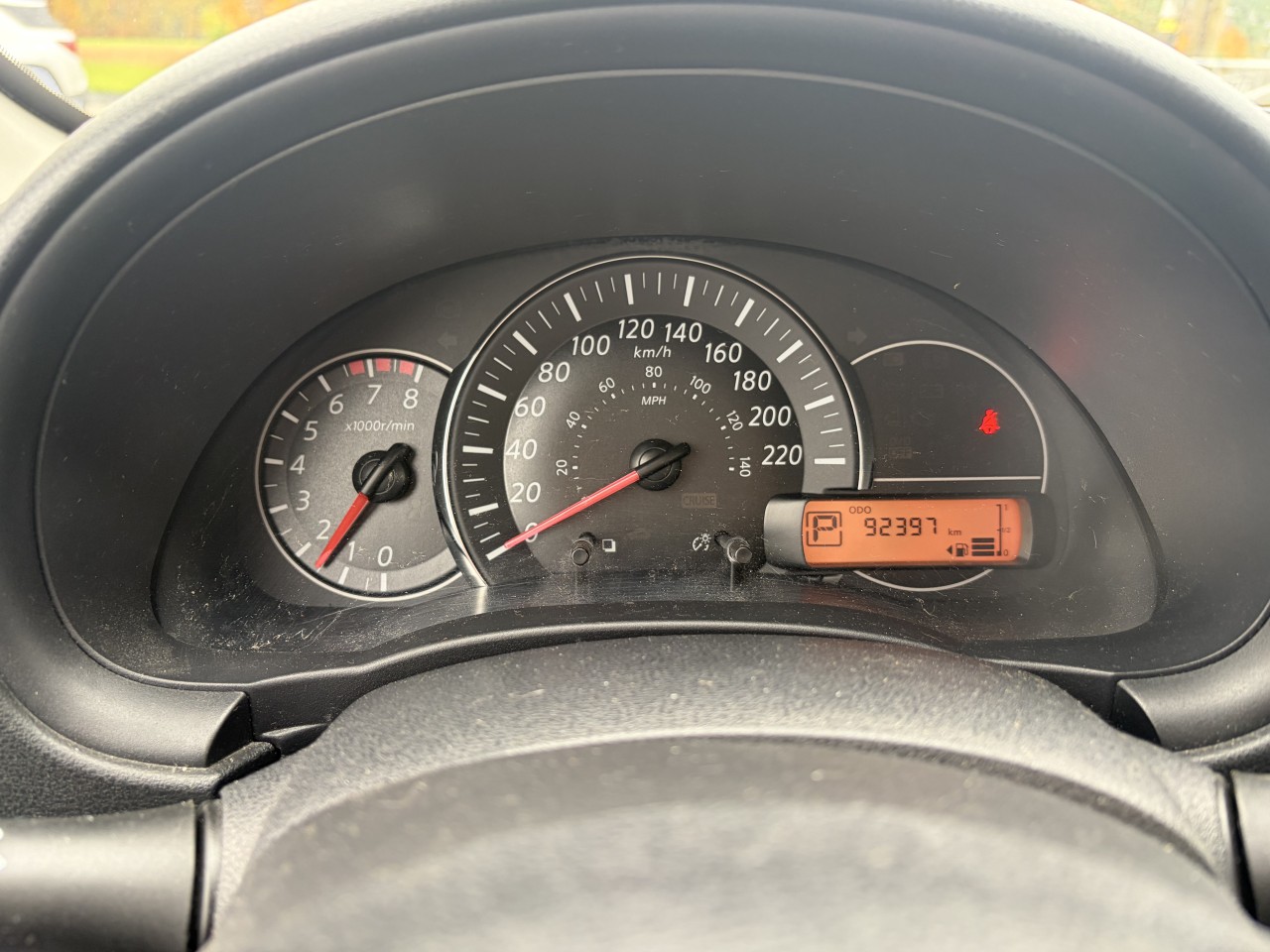 2015 Nissan Micra SV Main Image