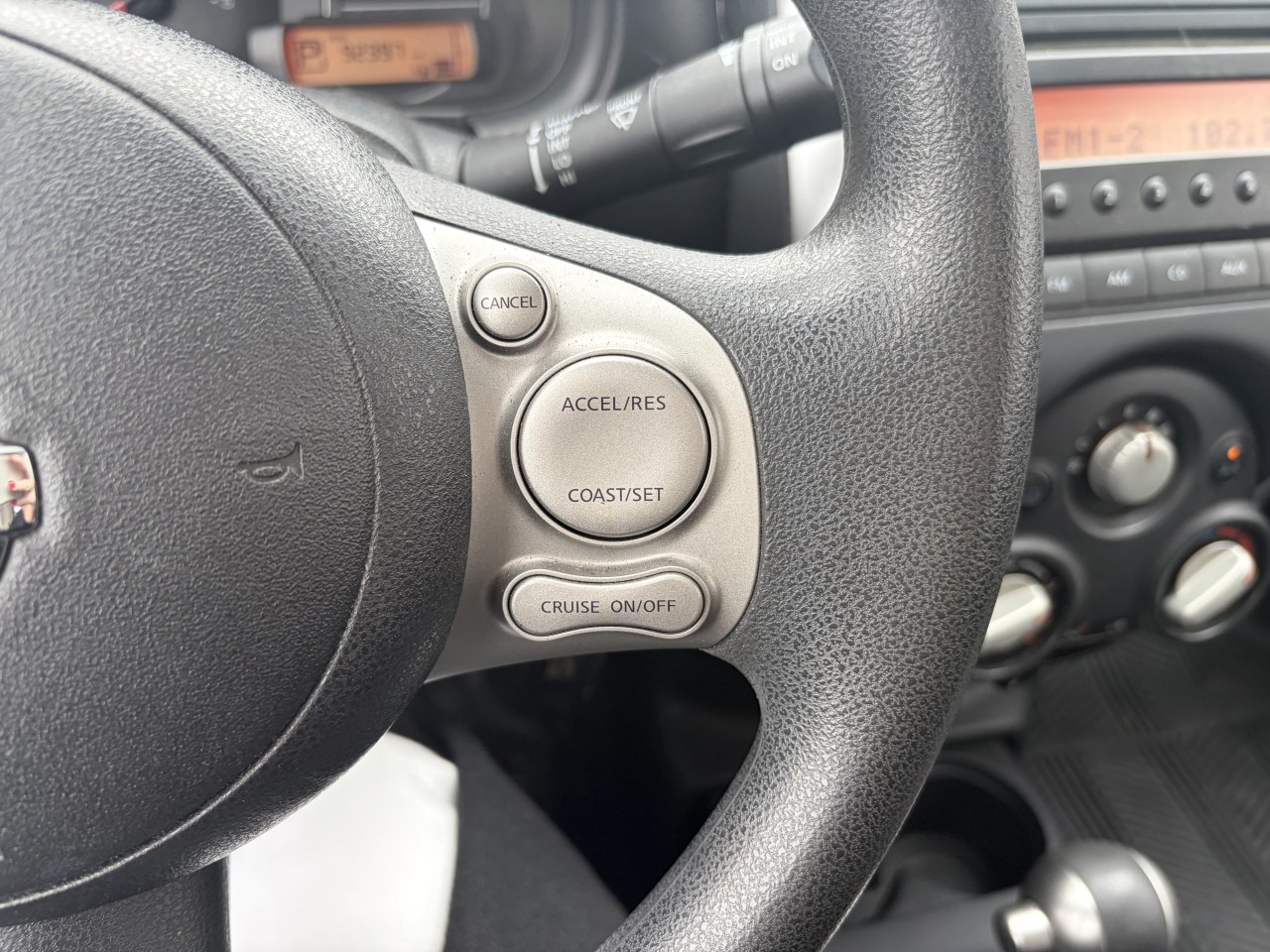 2015 Nissan Micra SV Main Image