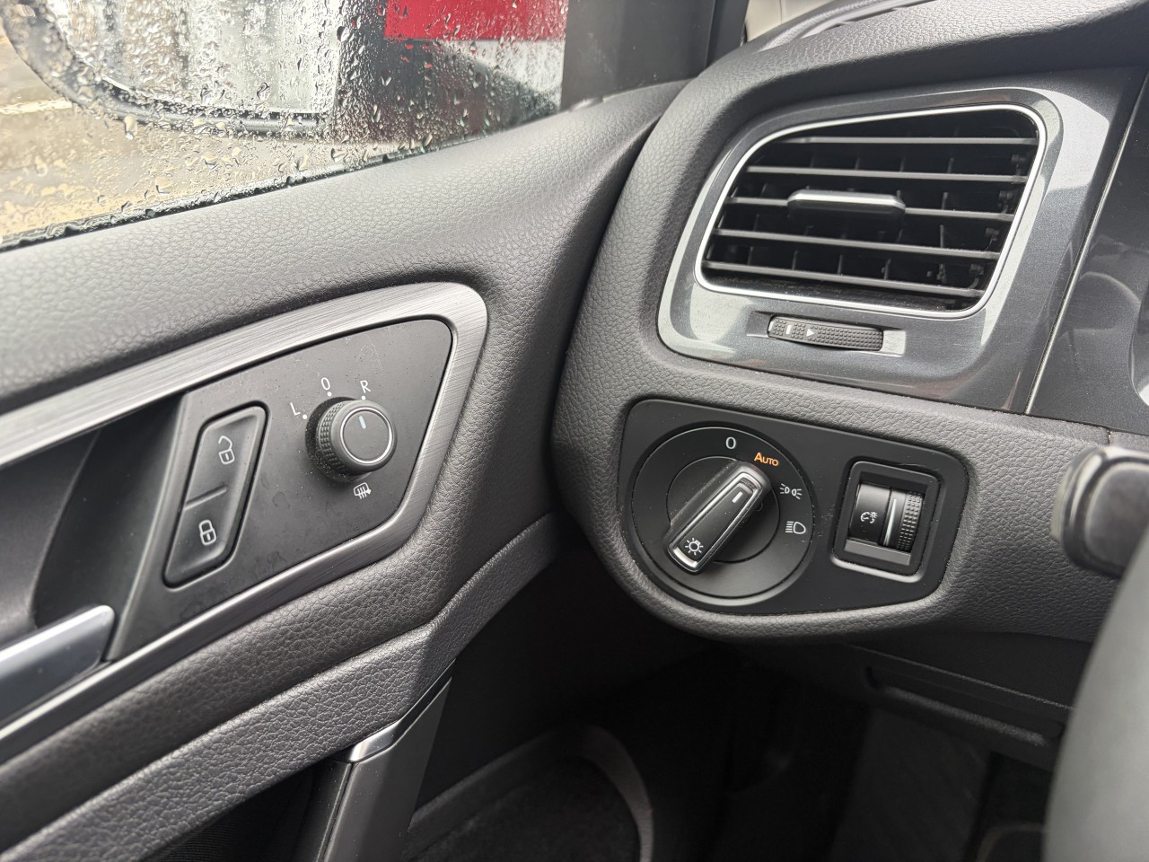2021 Volkswagen Golf Comfortline Main Image