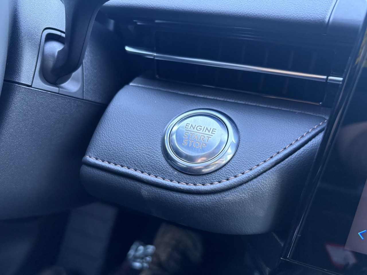 2026 Lincoln Nautilus Premiere Main Image