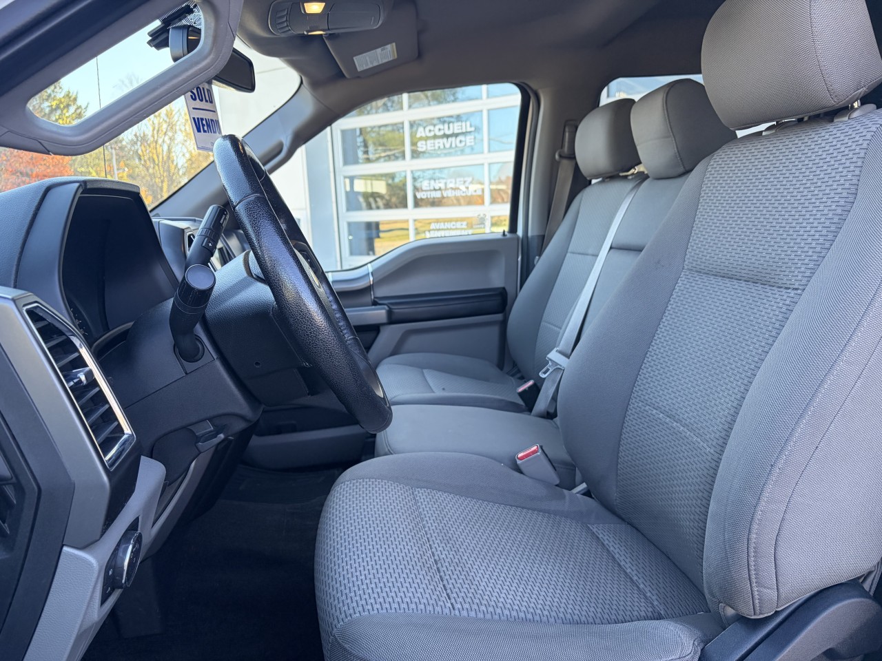 2016 Ford F-150 XLT Main Image