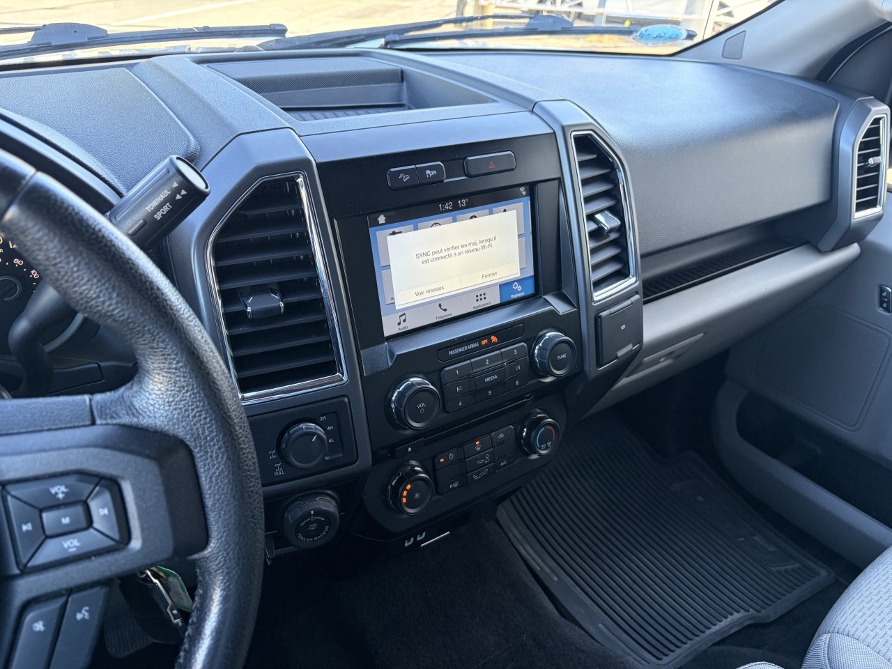 2016 Ford F-150 XLT Main Image